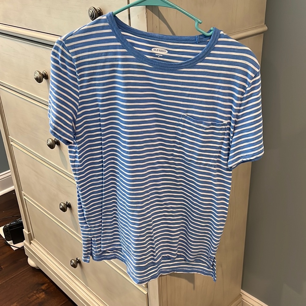 Old navy boyfriend stripped shirt